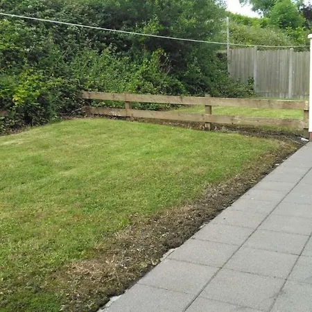 Tranquil Sea View In