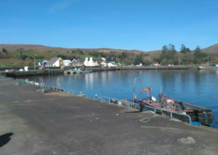 Дом отдыха Tranquil Sea View In *