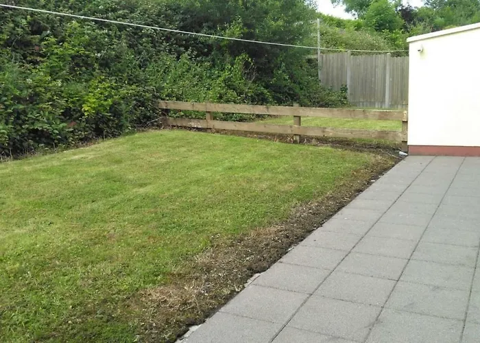 Tranquil Sea View In